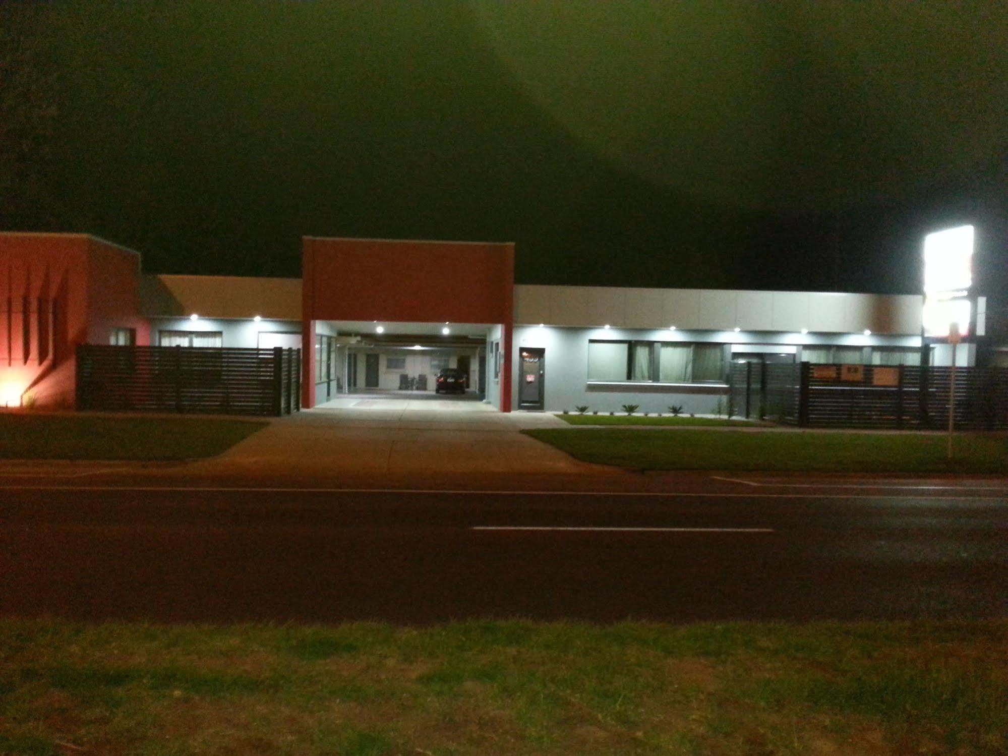 High Street Motel Echuca Exterior photo